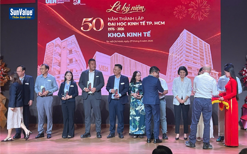  TS. Trương Thái Sơn đại diện SunValue tham dự chương trình