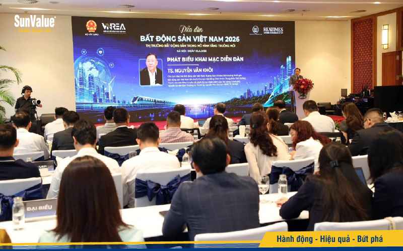 Diễn đàn được tổ chức trong bối cảnh nền kinh tế Việt Nam đang bước vào giai đoạn tăng trưởng mới
